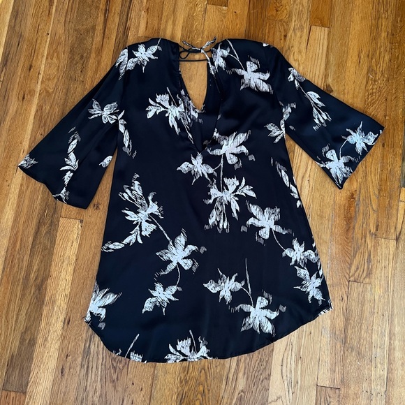 Amuse Society Black Jasmine Leaf Print Mini Dress - Picture 1 of 4
